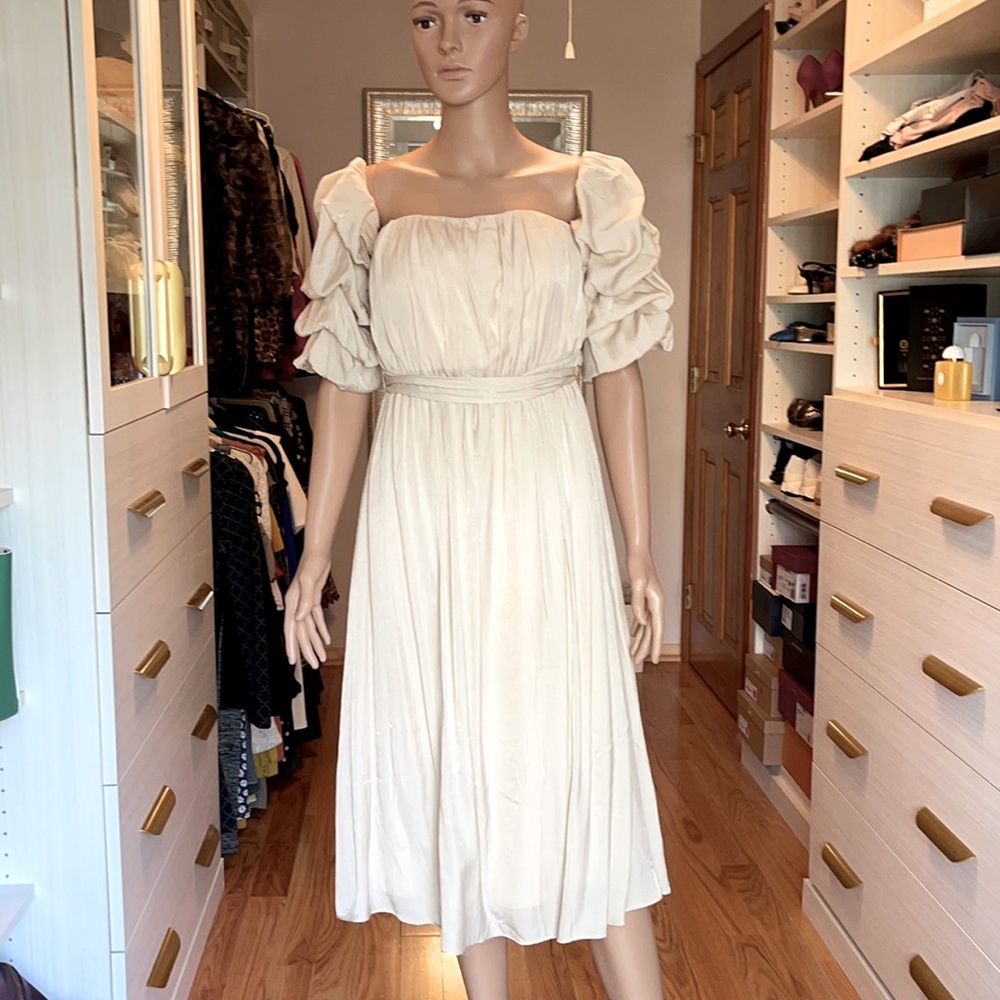 NWOT. Off Shoulder Ivory Dress